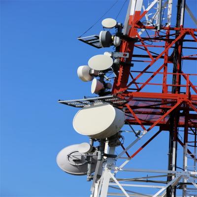 China Vier poten vier poten toren rooster signaal telecom antenne hoek stalen cel microgolf communicatietoren Te koop