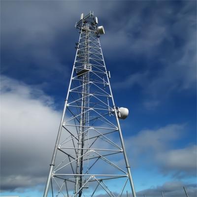 China Torre de acero tubular de 3 patas Red móvil 4G 5G Torres de transmisión de señal de radio en venta