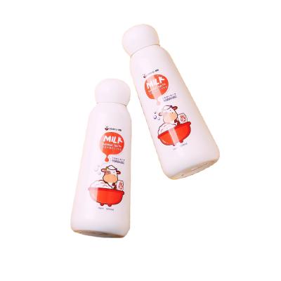 China Rich In Essential Vitamins Pet Viable Best Seller Shampoo Grooming Shampoo Organic Pet Milk Bubble Bath For SPA Moisturized Hair 500ML for sale