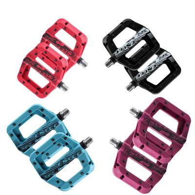 China Mountain Bike CNC Nylon Fiber Bike Pedal MTB Ultra Light Widened Sealed Gear Non-Slip Pedal Durable 9/16 Inch Bicycle Pedals for sale