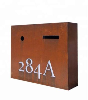 中国 Cast Garden European Style Free Standing Antique outdoor Mail Box 販売のため