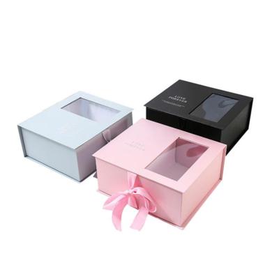 China Floral Paper Gift Box Recyclable Bridesmaid Proposal Cardboard Creative Wedding With Clear PVC Viewfinder for sale