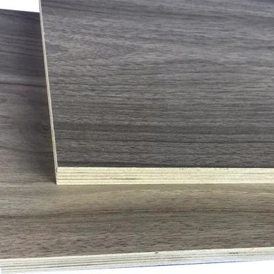 China Melamine E0/E1 Grade Industrial Top Selling Veneer Plywood For Furniture for sale