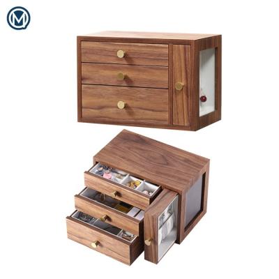 China Handmade Wholesale Gift Box Walnut Velvet Jewelry Box Solid Wood Wooden Packaging for sale