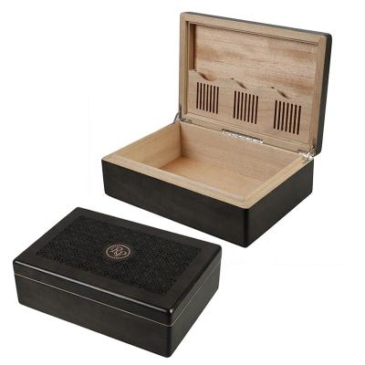 China Handmade Customize Large Storage Box High Quality Wooden Cigar Humidor Packaging Box With Pocket for sale