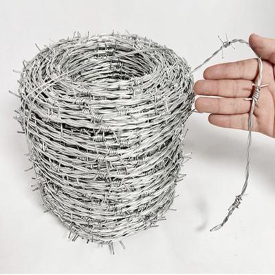 China Iron Double Wire Three Wire Barbed Wire Barbed Fence Livestock Fence Net for sale