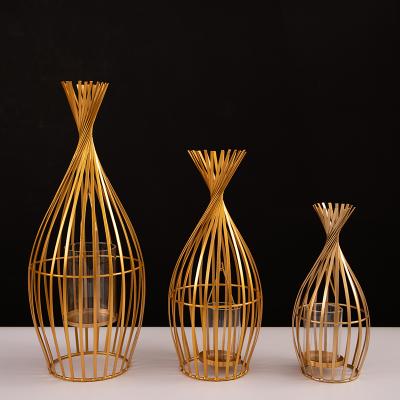 China Wholesale Decorative Home Decoration Candlestick Metal Mesh Candle Holder With Removable Glass Hurricane for sale