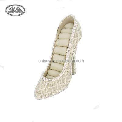 China Wholesale Handmade Home Model Decor Lace Shoe Ring Display Jewelry Appearance Rack for sale