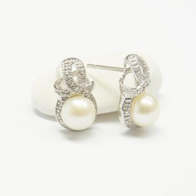 China Cheap Price CLASSIC 925 Sterling Silver Freshwater Button Pearl Diamond Stud Earrings for sale