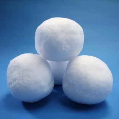 China DIY Party Indoor Outdoor Craft Game No Slush Polypropylene Pompom Toy Snowball For Adult Kids Snow Fighting Game for sale