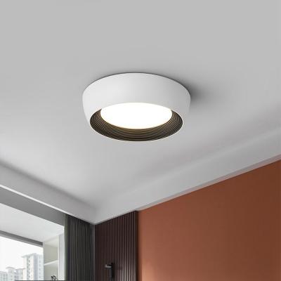 China Surface Mounted Wholesale Modern Round LED Room Decor Luxury Ceiling Lamp For Bedroom for sale