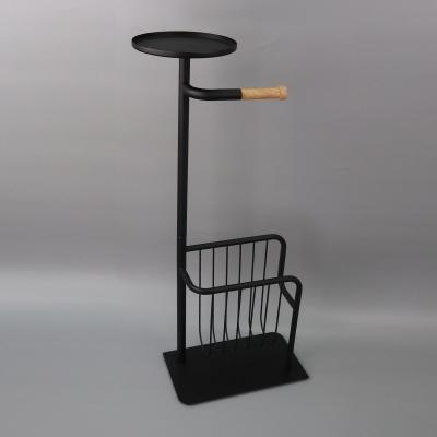 China Modern toilet paper holder with book magazine shelf in black for sale