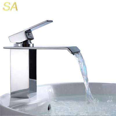 China With Diverter Low Price Good Quality Hot Sale Brass Chrome Deck Mounted Single Handle Bath Basin Mixer Tap Bathroom Basin Faucet Accessories for sale