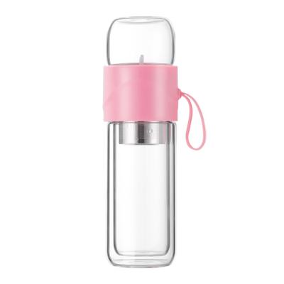 China Viable Clean Various Brand Fashionable Clear Glass Water Bottle With Tea Infuser for sale