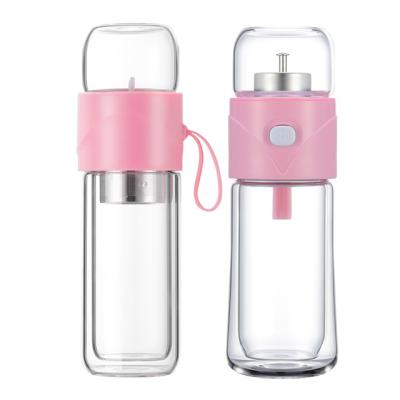 China Viable Clean Brand Wholesale Eco Friendly Glass Hot Water Bottle With Infuser for sale