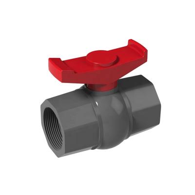 中国 TY Super Quality Female Threaded Ball Valve Plastic PVC Ball Valve Price 販売のため