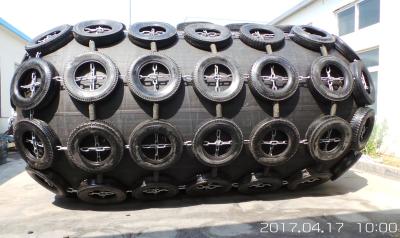 Κίνα 6-10 Years Lifespan Pneumatic Rubber Fender For Chain Net Type Efficiency προς πώληση