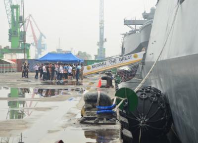 Cina Tipo nave pneumatica di gomma naturale di Yokohama certificato ABS dello STS del cuscino ammortizzatore in vendita