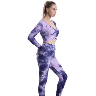 China 2022 New Summer Gym Yoga Wear Seamless Set Logo Tracksuits Breathable Custom Fitness Clothing for sale