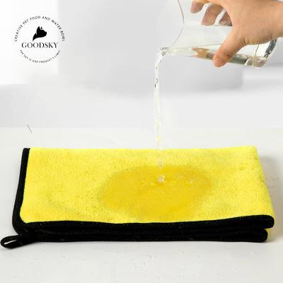 China GOODSKY Super Absorbent Microfiber Dog Towels Pet Stored Easy Cleaning Clean Towel for sale