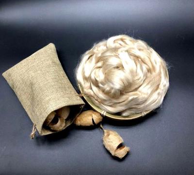 China Natural tussah Rongji brand tussah silk tops for twisting or blending, top grade for sale