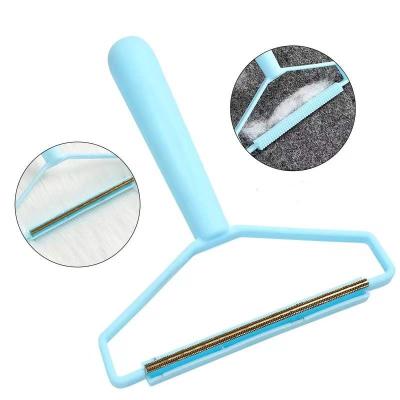 China Remove dust and hair easily without hurting Clothes Fur Remover Portable Clothes Down Fabric Shaver Sweep Plastic Pet Fiber Remover For Clothes for sale