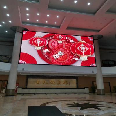 China Pantalla comercial a todo color interior de la pantalla LED P2.5 en venta