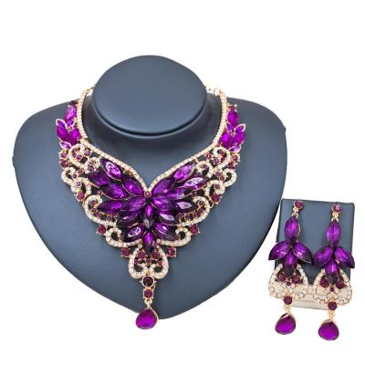 China LAN PALACE CLASSIC New Arrivals African Jewelry Engagement Necklace And Earrings Wedding Decoration for sale