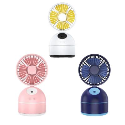 China Hotel Large Capacity Low Noise Spray USB Fan Small Moisturizing Humidifier Mini Charging Fan for sale