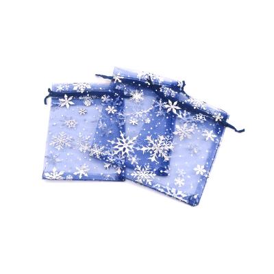 China Fashion Snowflake Organza Gift Bags Mesh Jewelry Pouches Little Drawstring Christmas Candy Bags for sale