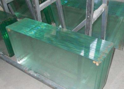 Chine 2 mm 3 mm verre flottant transparent pour fenêtre / porte / salle d'exposition décorative à vendre