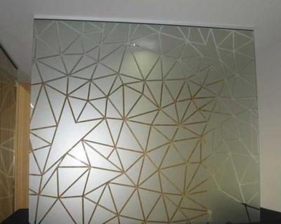 Κίνα Good Abrasion Resistance/Slip-Resistant Frosted Glass with Long Service Time προς πώληση