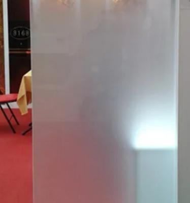 中国 Artistic/Milk-White Frosted Glass Used for Shower Room Partition with Fine Privacy 販売のため