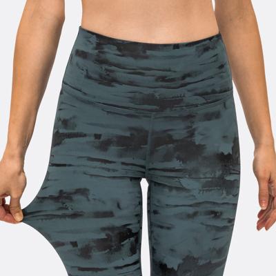 China Ink Dye Patterned Yoga Leggings Pro Skin High Stretch Breathable Gym Pants for sale