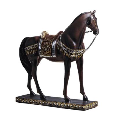 China China Home Decor Suppliers Home Decor Modern Luxury Polyresin Glassed Horse Decoration for sale