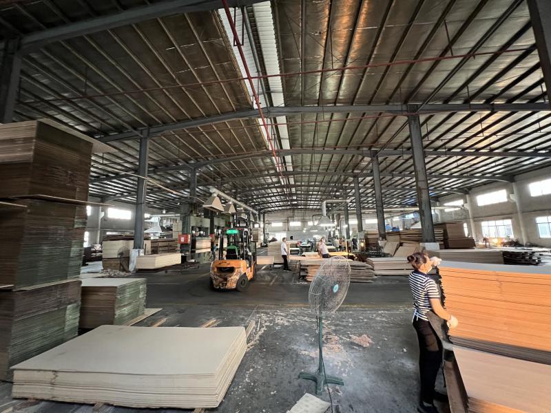 Verified China supplier - Dongguan Lingfeng Wood Industry Co., Ltd.