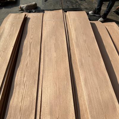 China Customizable Mountain/Straight Grain Natural Wood Veneer 0.45Mm 0.5Mm 0.6Mm Natural Wood Veneer Roll Red Oak Veneer for sale