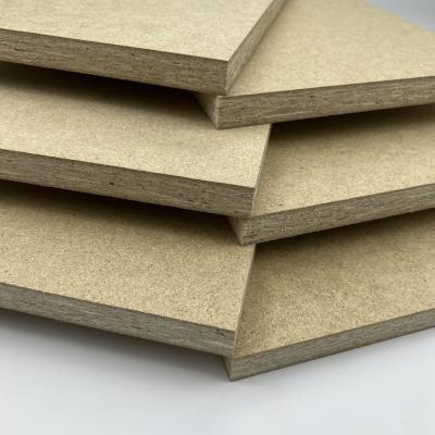 Chine 550-650kg/m3 OSB Oriented Strand Board Multipurpose Lightweight à vendre