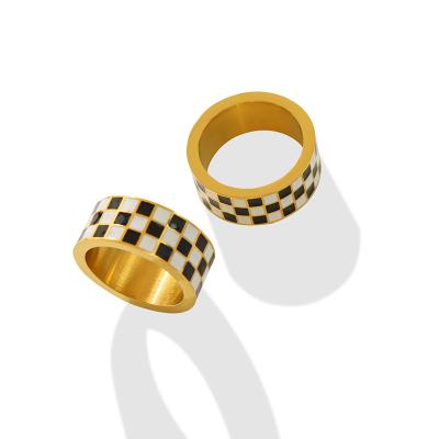 China Vintage LANDY Retro Black and White Checkerboard Ring Simple Titanium Steel Gold Plated Ring for sale