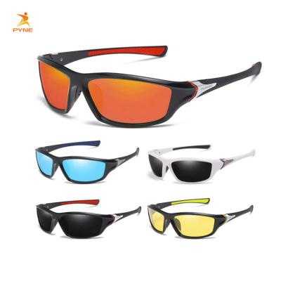 China Sports Polarized Latest Hot Sale Men Sunglasses TAC Lens PC Frame UV400 Polarized Cycling Sunglasses 2021 Sports For Men for sale