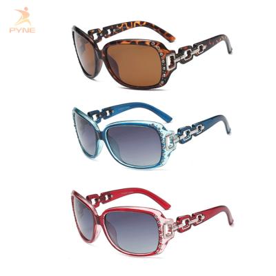 China Fashion Sunglasses Shape 2021 Newest Glass Custom Branded Fashionable Retro Big Sunglasses Ladies Sunglasses for sale