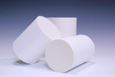 China Cellular Ceramic Substrates With Three way Catalytic for sale