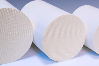 China Cellular Cordierite Honeycomb Ceramic / Nox Reduction Catalyst for Car for sale