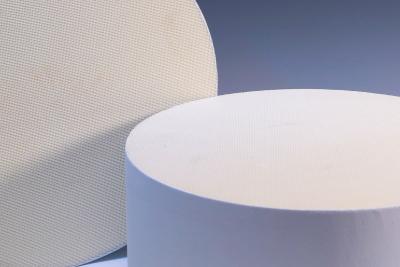 China Industrial SCR Honeycomb Ceramic Filter Round And White for sale