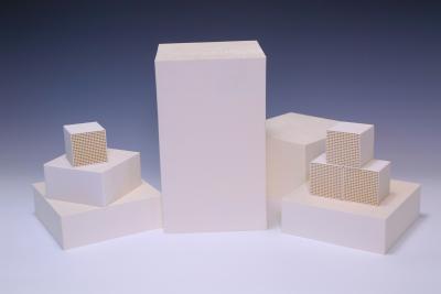 China Honeycomb Ceramic White SiO2 MgO For Industrial VOC for sale