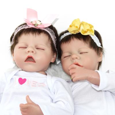 China Changeable Body Lifelike Real Life Soft Reborn Vinyl 18inch Crying Dressing Dolls For Girls Baby Toy for sale