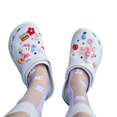 China 2021 New Adult Eva Resin Women Garden Shoe CUSHIONING Clogs Shoes With Chain for sale