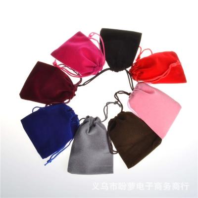 China No Fade No Fade Custom Velvet Bag For Jewelry 7x9cm Drawstring Gift Packaging Bag And Pouch for sale