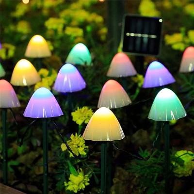 China Garden Solar Mushroom LampLEDString Dress Up Garden Lamp Villa Garden Lawn Outdoor Waterproof Camping Decoration for sale