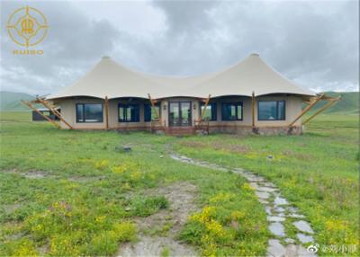 China Barraca das duplas camada PVDF Glamping com as paredes da placa do silicato do cálcio à venda